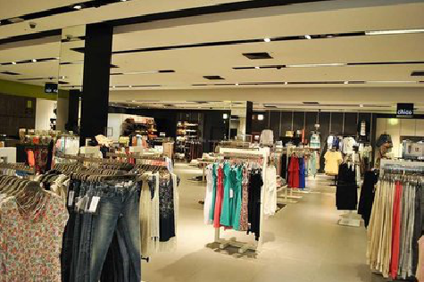 晴隆商场里的店面怎么装修？